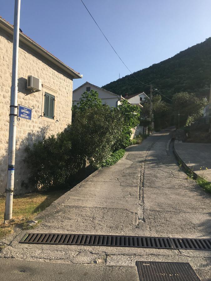 Tale House Montenegro Tivat Exterior foto