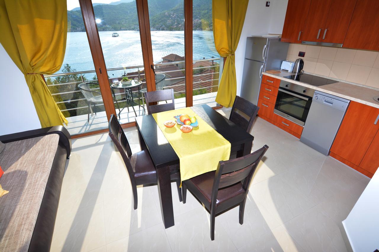 Tale House Montenegro Tivat Exterior foto